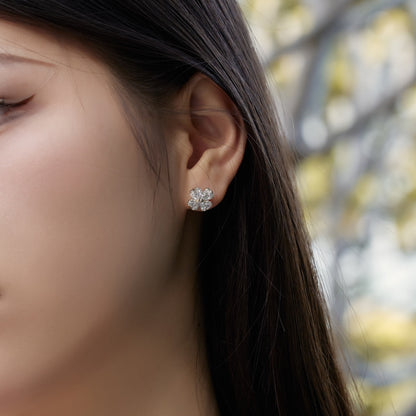 [Charm Aries Jewelry]Four-Leaf Charm Aries Ball Earrings