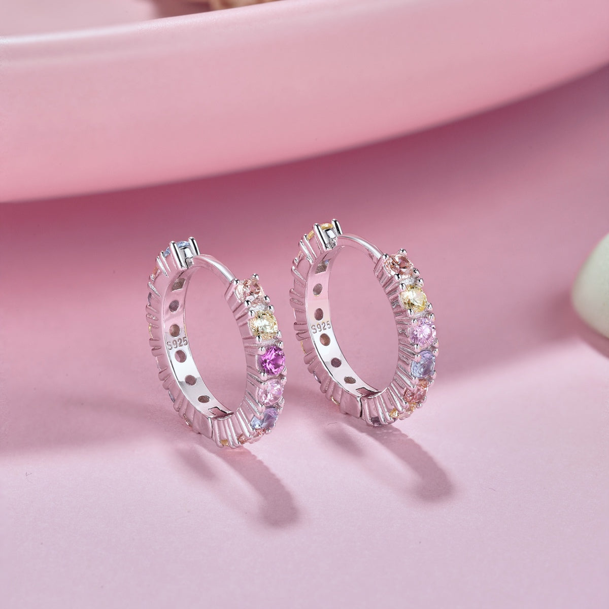 [Charm Aries Jewelry]Radiant Colorful Round Cut Earrings