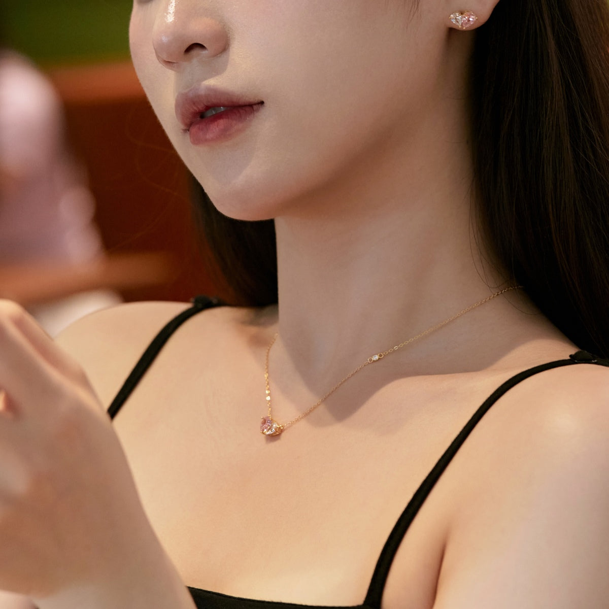 [Charm Aries Jewelry]Dazzling Elegant Heart Cut Lover Earrings