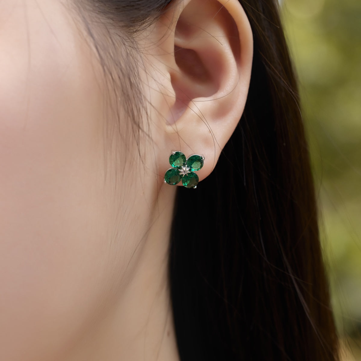 [Charm Aries Jewelry]Four-Leaf Charm Aries Eight-Pointed Star Earrings