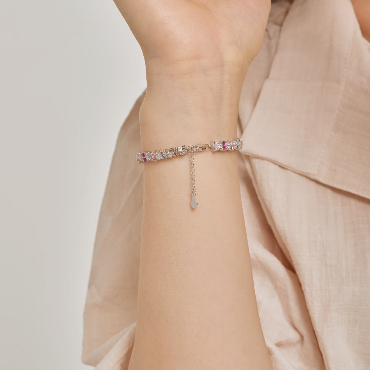 [Charm Aries Jewelry]Unique Colorful Flower Shape Daily Bracelet