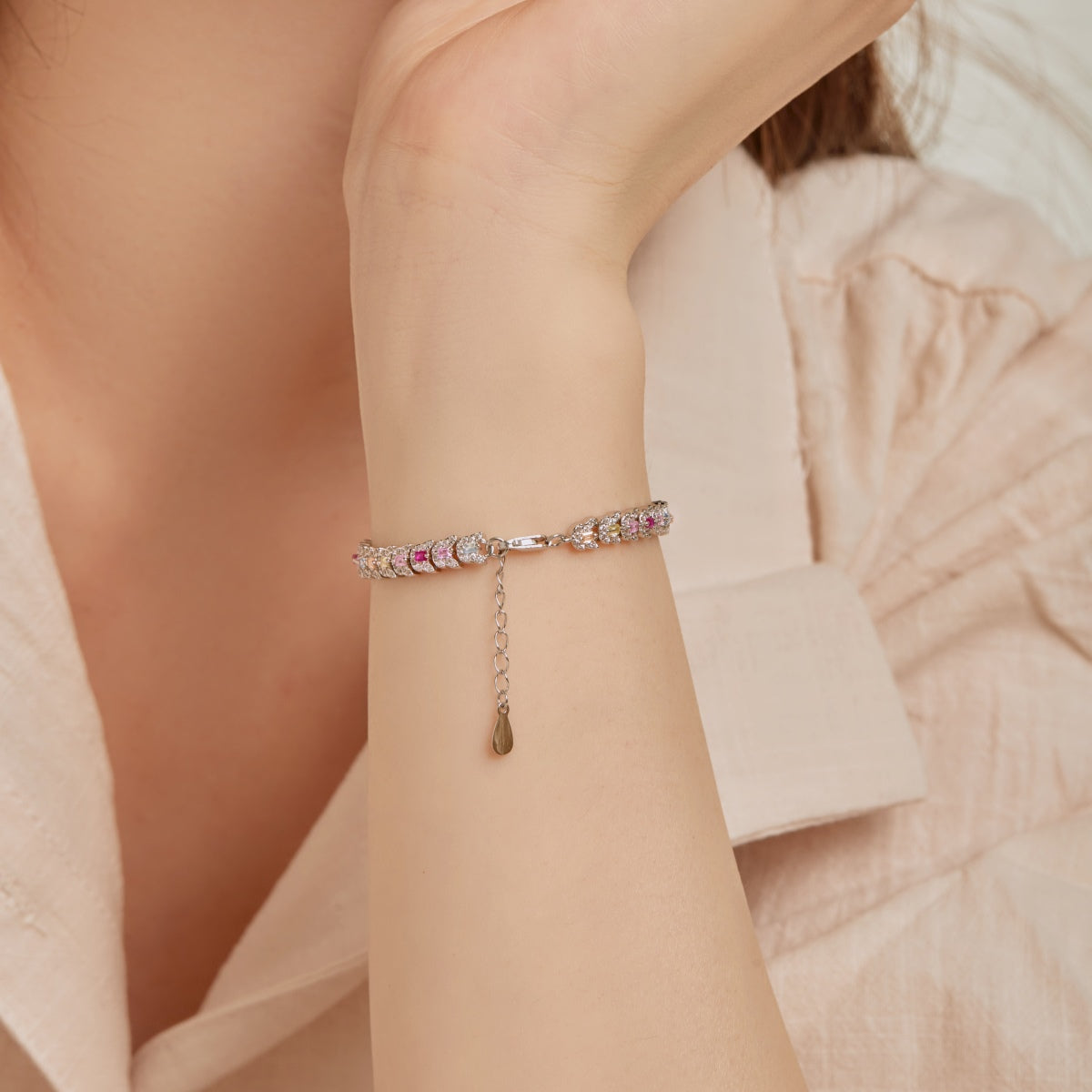 [Charm Aries Jewelry]Delicate Colorful Multi Cut Daily Bracelet