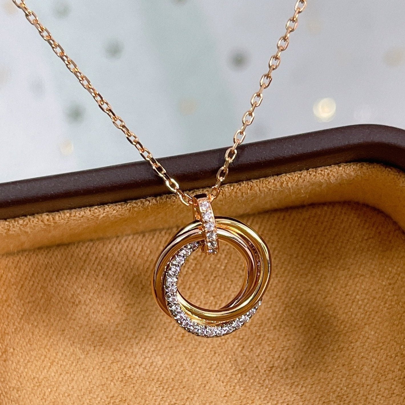 [Charm Aries Jewelry]TRINITY NECKLACE SILVER GOLD PINK GOLD DIAMONDS