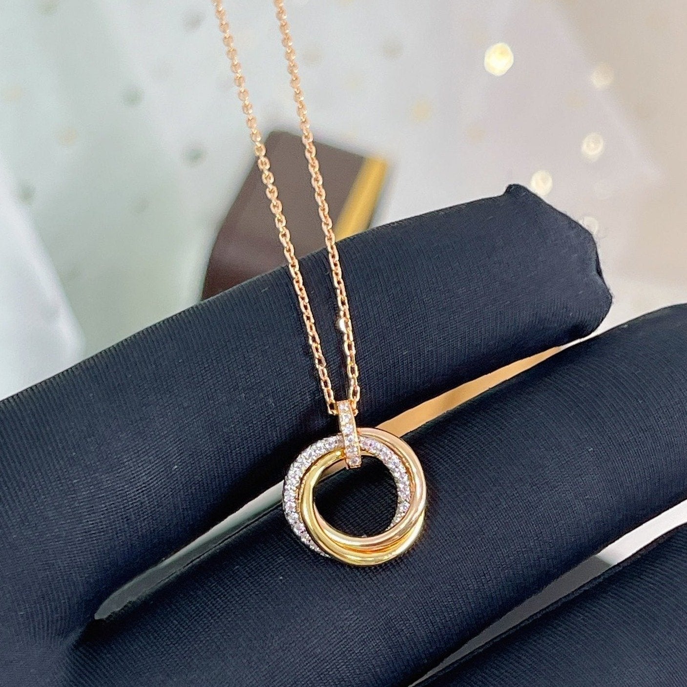[Charm Aries Jewelry]TRINITY NECKLACE SILVER GOLD PINK GOLD DIAMONDS