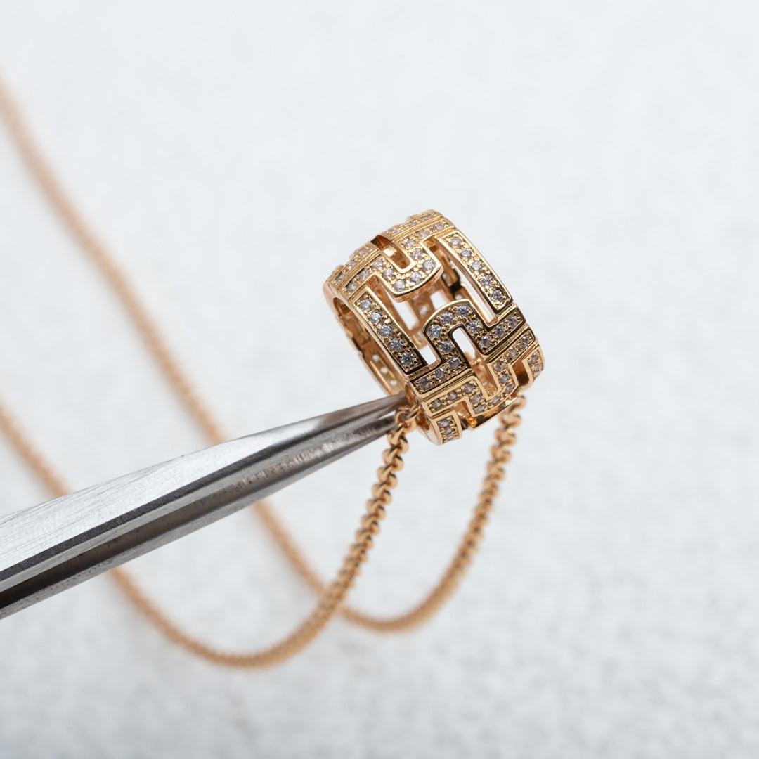 [Charm Aries Jewelry]PARENTESI NECKLACE PINK GOLD DIAMOND