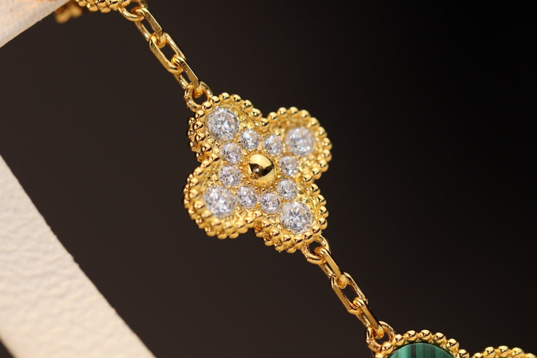 [Charm Aries Jewelry]CLOVER EARRINGS GOLD MALACHITE DIAMOND 3 MOTIF