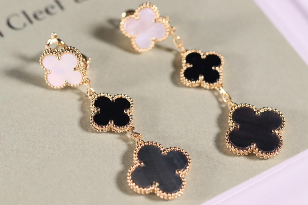[Charm Aries Jewelry]CLOVER EARRINGS GOLD ONYX MOP 3 MOTIF