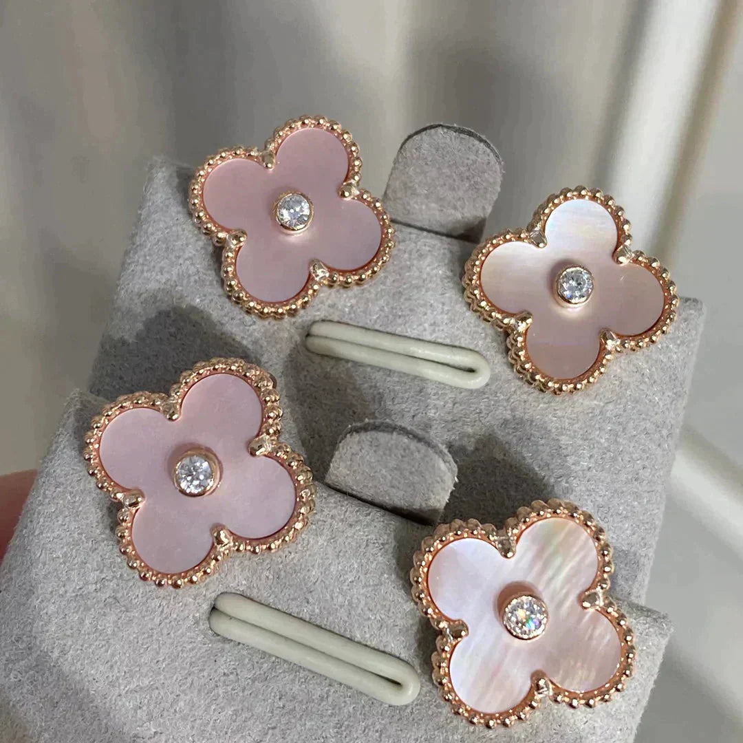 [Charm Aries Jewelry]CLOVER MEDIUM 1 MOTIFS  PINK MOP DIAMOND EARRINGS