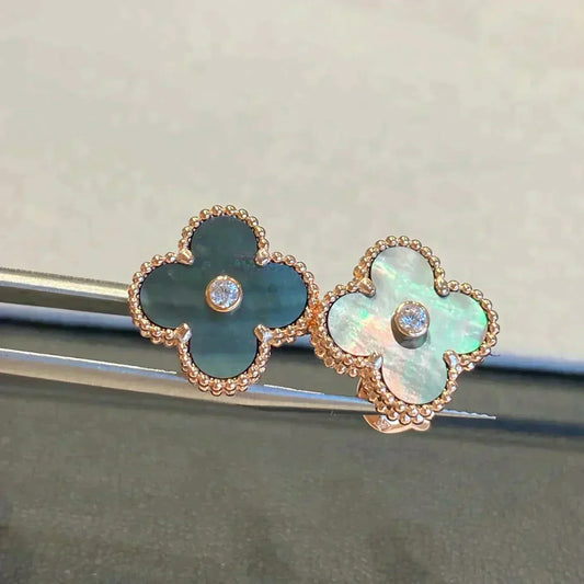 [Charm Aries Jewelry]CLOVER MEDIUM 1 MOTIFS GRAY MOP  DIAMOND EARRINGS