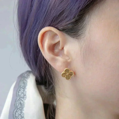 [Charm Aries Jewelry]CLOVER MEDIUM 1 MOTIFS LASER EARRINGS