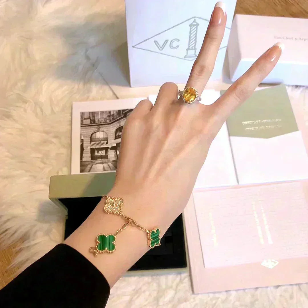 [Charm Aries Jewelry]CLOVER  5 MOTIF MALACHITE DIAMOND BRACELET