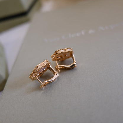 [Charm Aries Jewelry]LUCKY PINK GOLD WHITE MOP EARRINGS