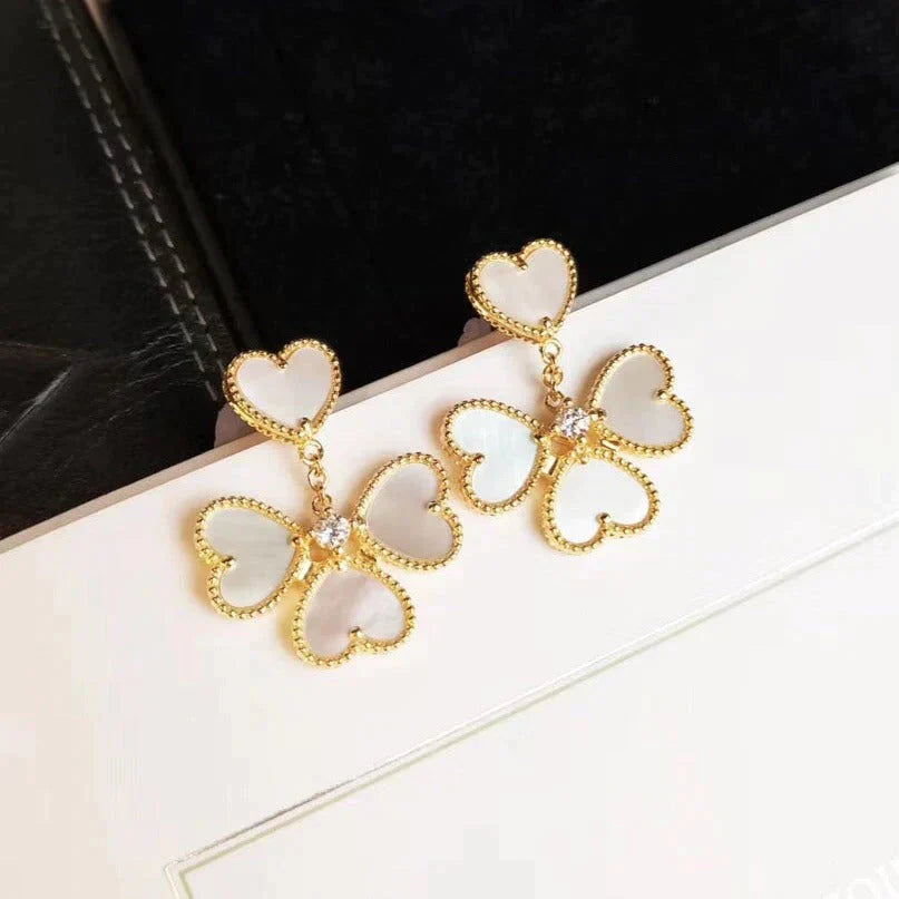 [Charm Aries Jewelry]CLOVER SWEET WHITE MOP EARRINGS