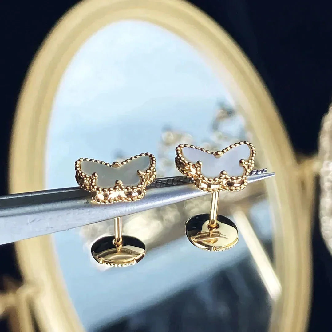 [Charm Aries Jewelry]SWEET BUTTERFLY MOP EARSTUDS
