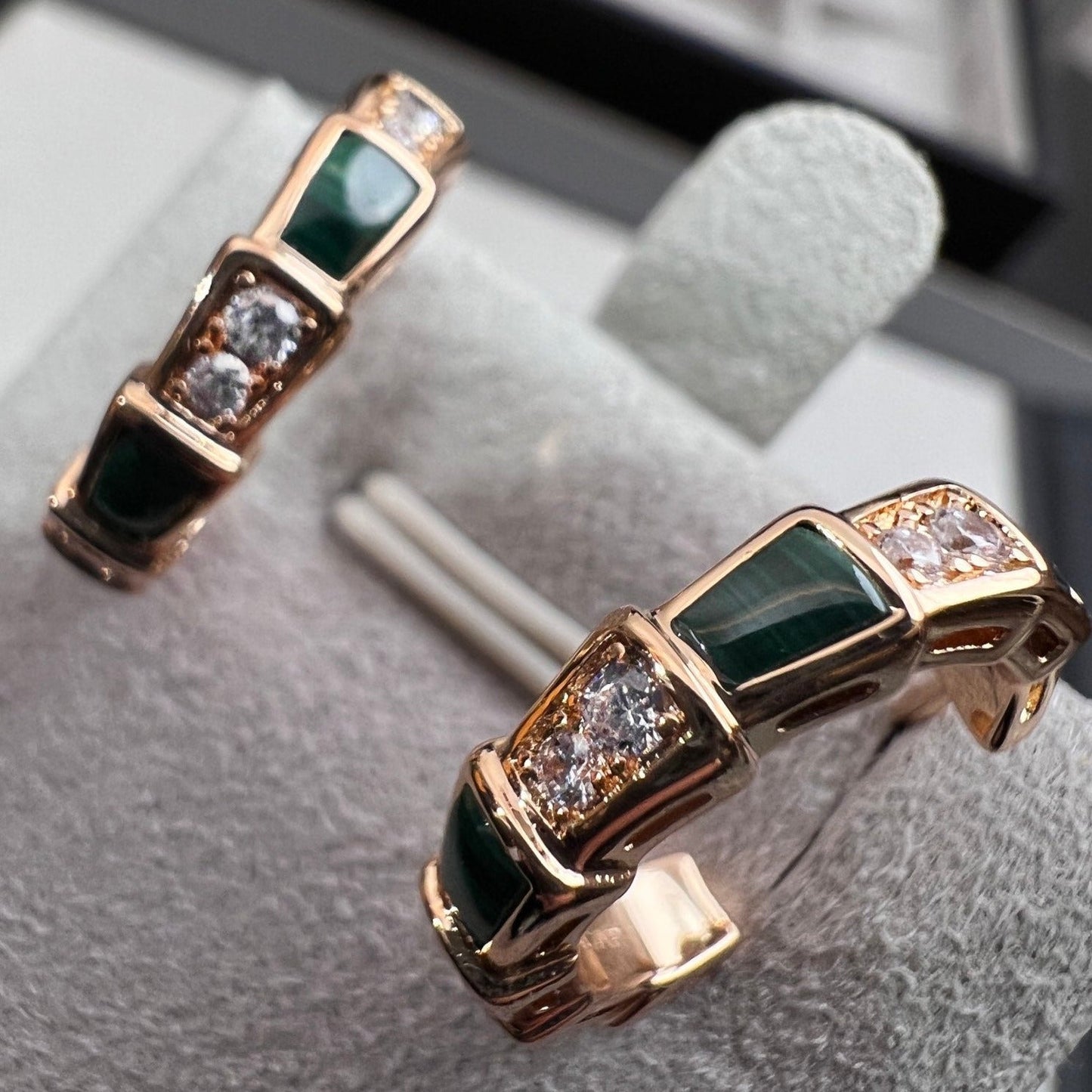 [Charm Aries Jewelry]SERPENTI MALACHITE PINK GOLD EARRINGS