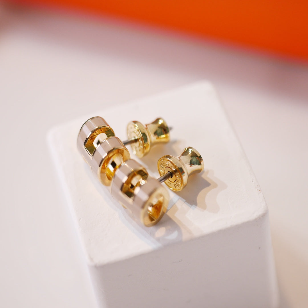 [Charm Aries Jewelry]MINI POP H GOLD EARRINGS GREY
