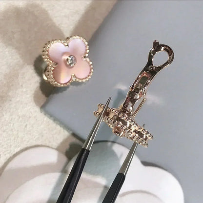 [Charm Aries Jewelry]CLOVER MEDIUM 1 MOTIFS  PINK MOP DIAMOND EARRINGS