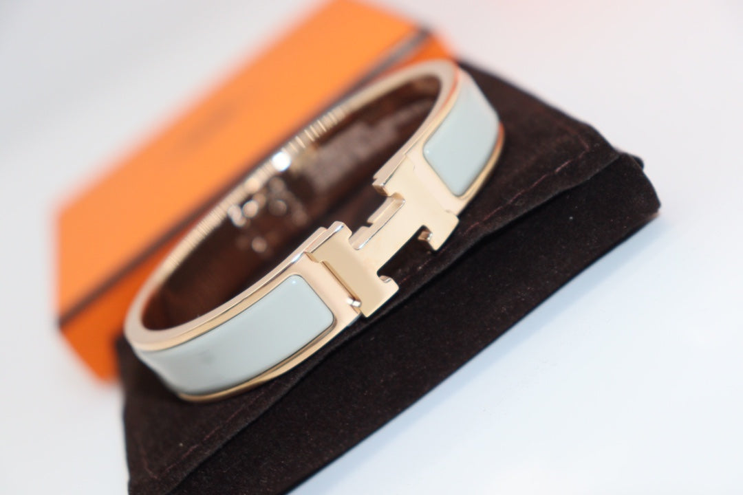 [Charm Aries Jewelry]H LIGHT BLUE BRACELET