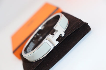 [Charm Aries Jewelry]H LIGHT BLUE BRACELET