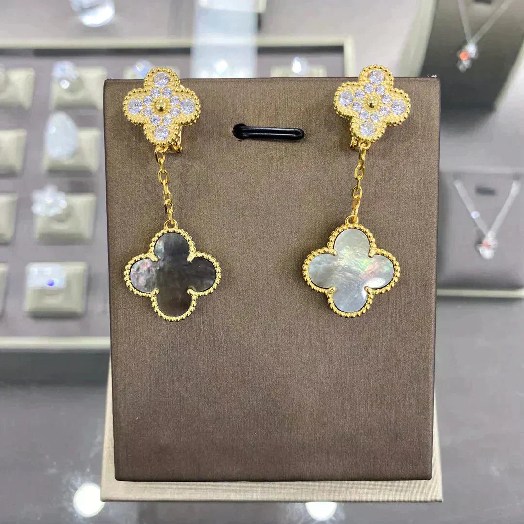 [Charm Aries Jewelry]CLOVER  2 MOTIFS  DIAMOND  EARRINGS (MULTIPLE CHOICESç´