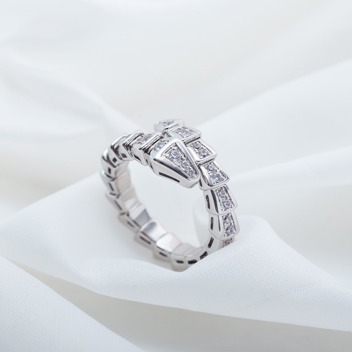 [Charm Aries Jewelry]SERPENTI RING SILVER DIAMOND PAVED 4MM