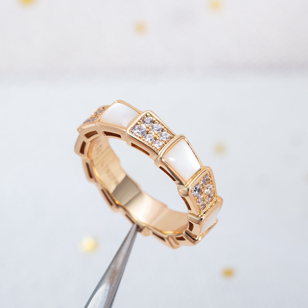 [Charm Aries Jewelry]SERPENTI RING PINK GOLD MOP DIAMOND PAVED 4MM
