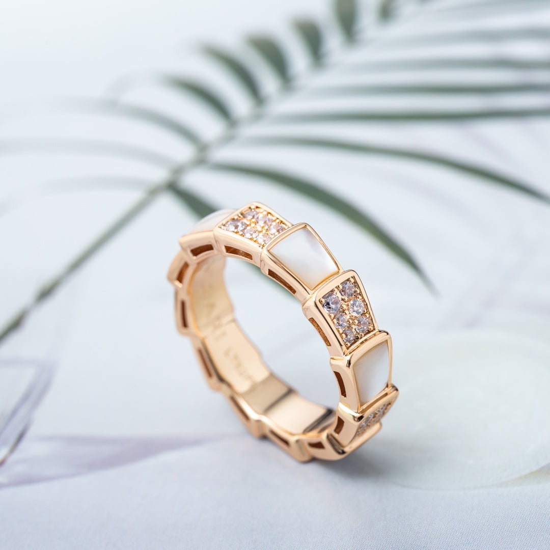 [Charm Aries Jewelry]SERPENTI RING PINK GOLD MOP DIAMOND PAVED 4MM