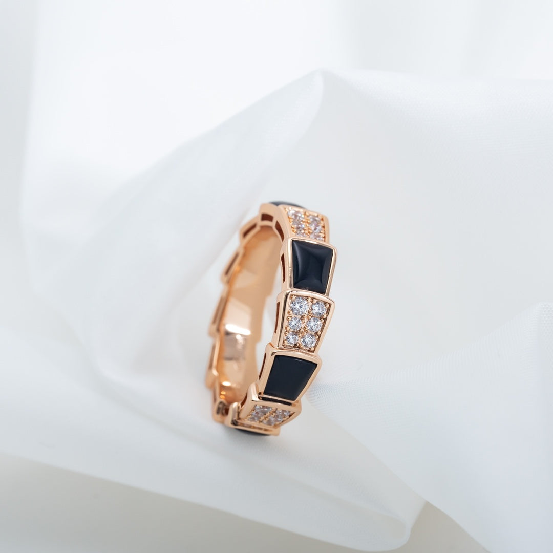 [Charm Aries Jewelry]SERPENTI RING PINK GOLD BLACK MOP DIAMOND PAVED 4MM