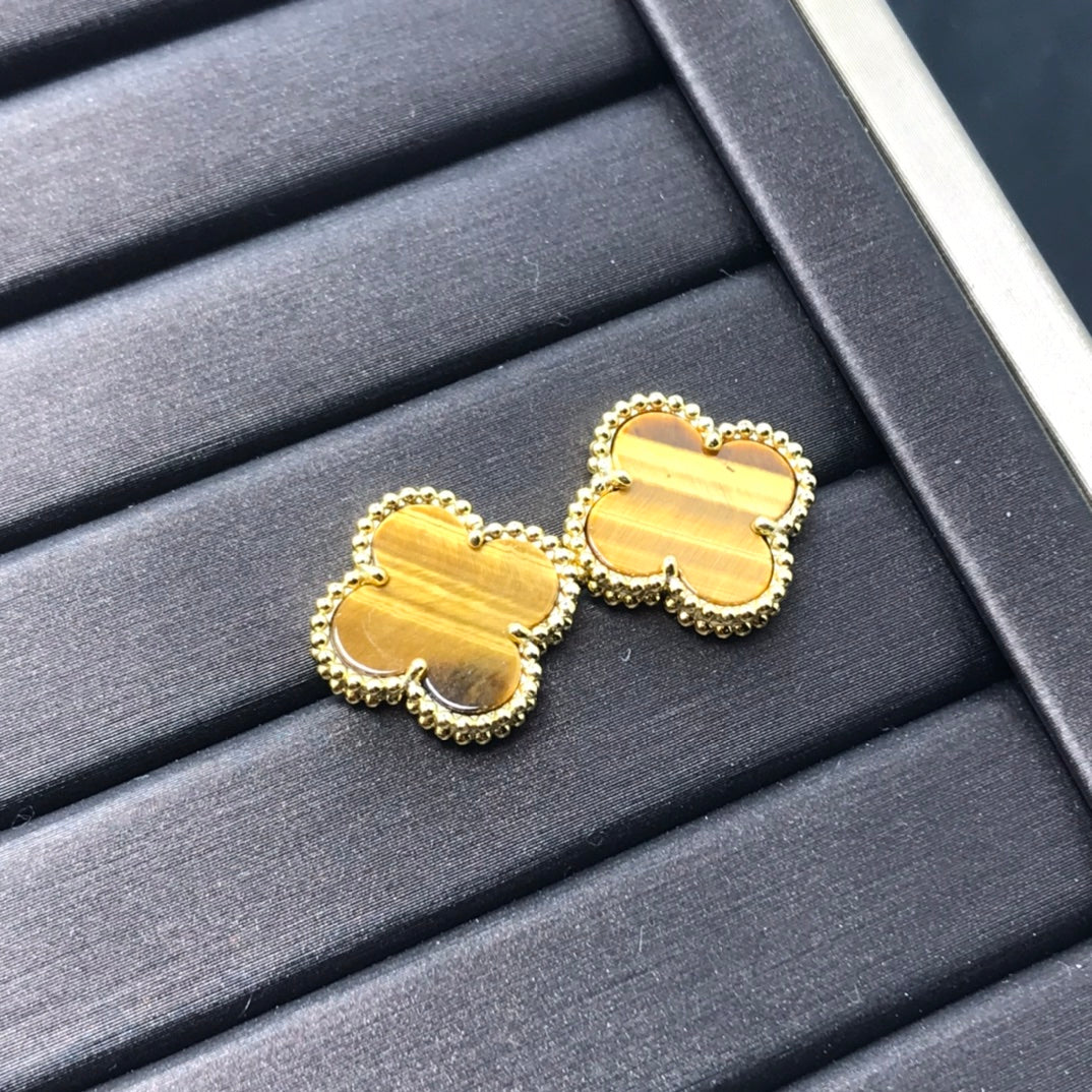 [Charm Aries Jewelry]CLOVER MEDIUM 1 MOTIFS TIGER EYE EARRINGS