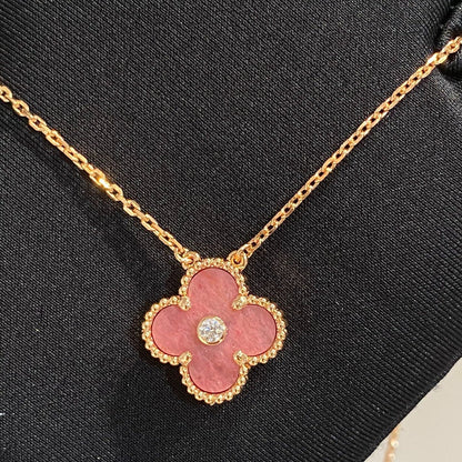 [Charm Aries Jewelry]CLOVER 15MM DIAMOND RHODONITE NECKLACE