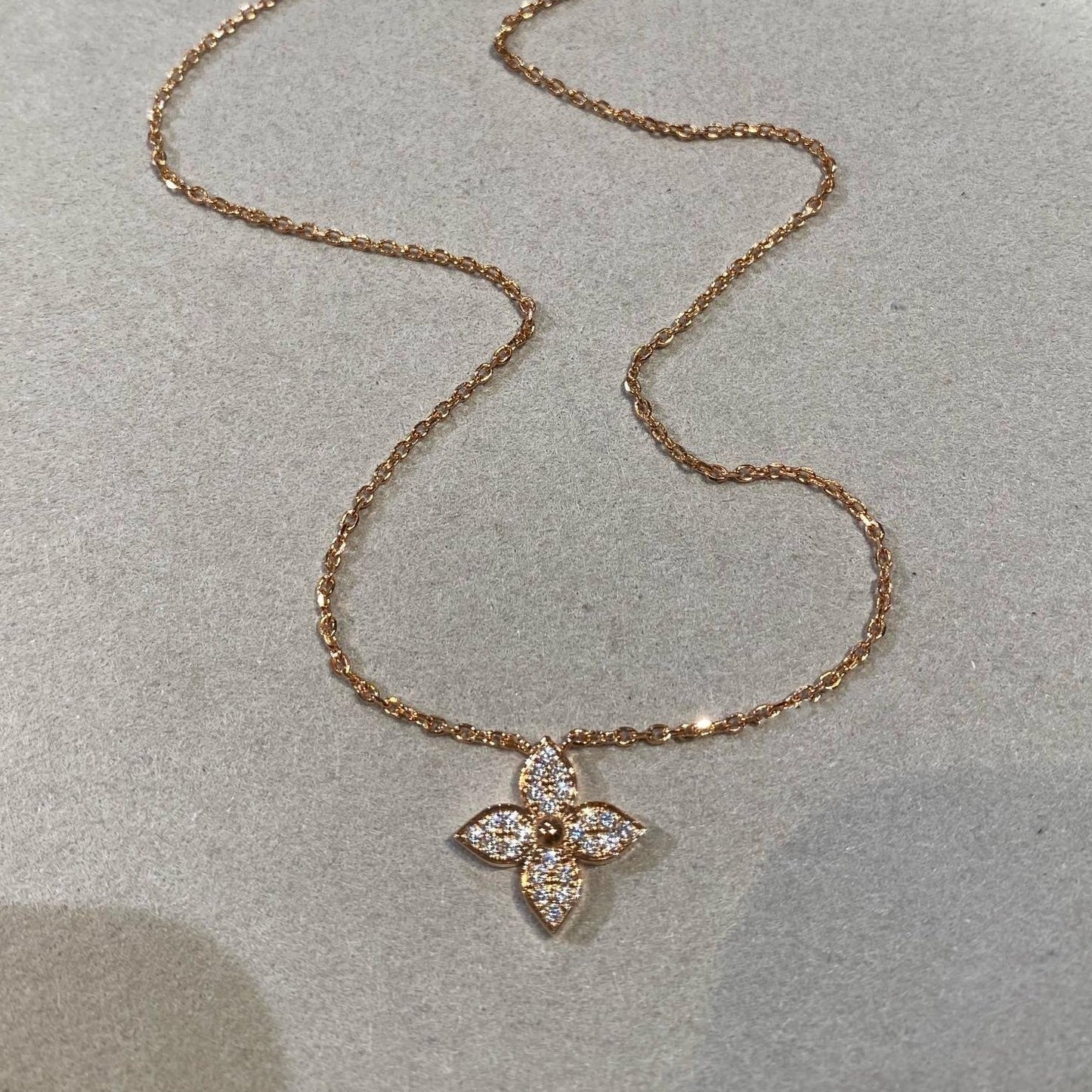 [Charm Aries Jewelry]STAR DIAMOND NECKALCE