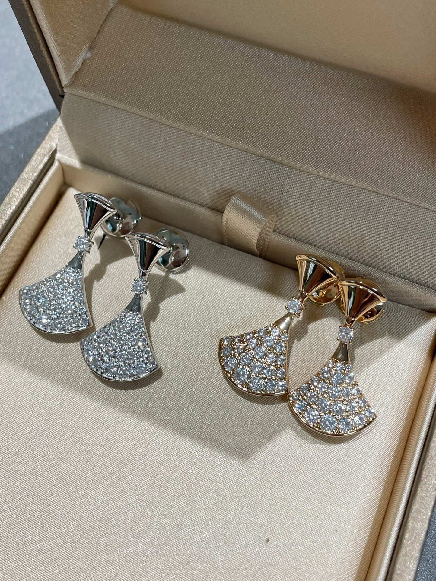 [Charm Aries Jewelry]DREAM EARRINGS DIAMOND