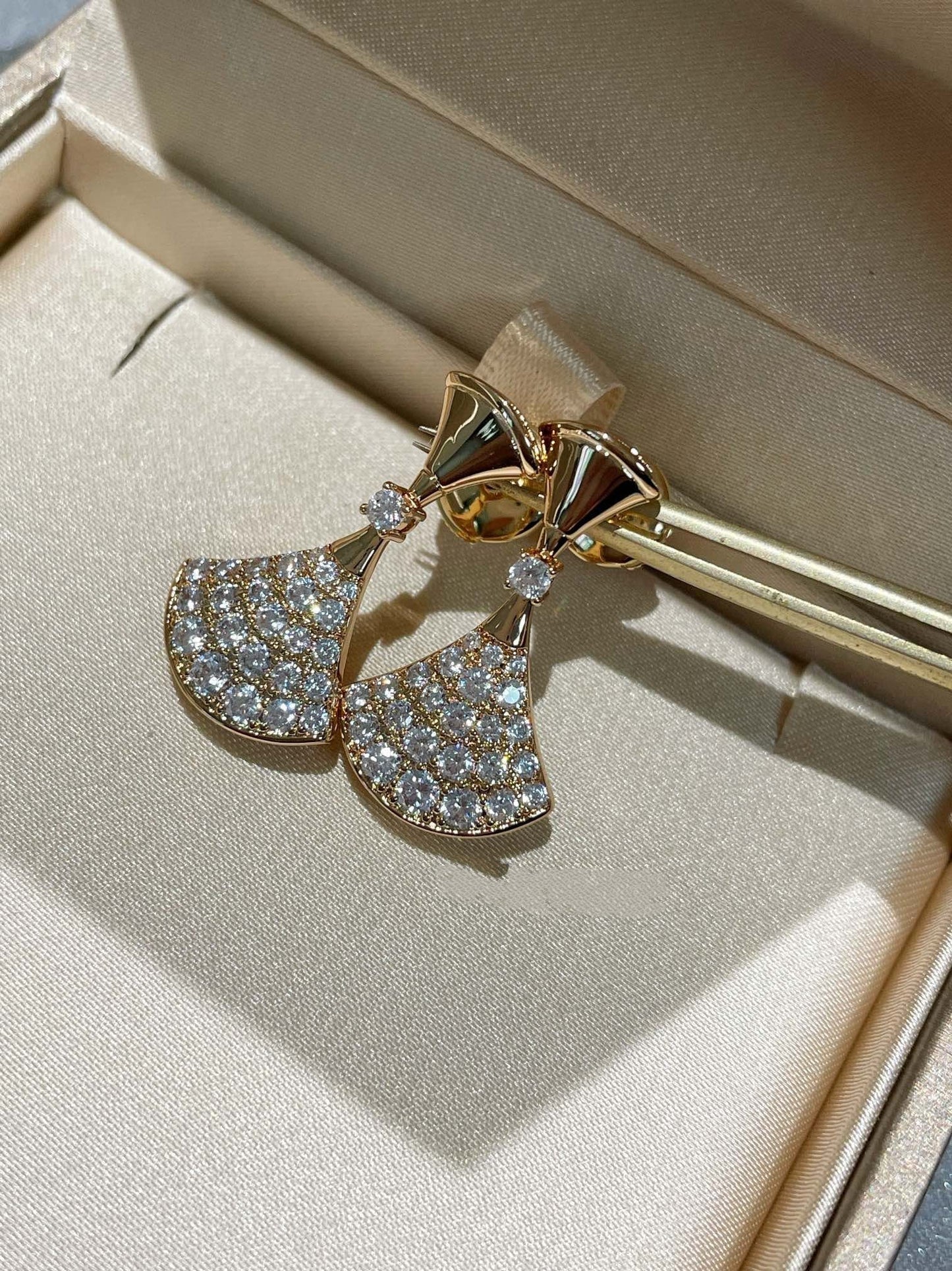 [Charm Aries Jewelry]DREAM EARRINGS DIAMOND