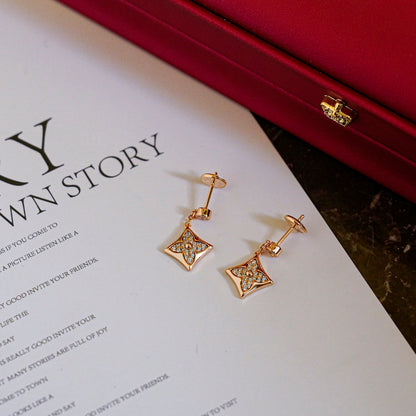 [Charm Aries Jewelry]STAR DIAMONDS EARRINGS GOLD
