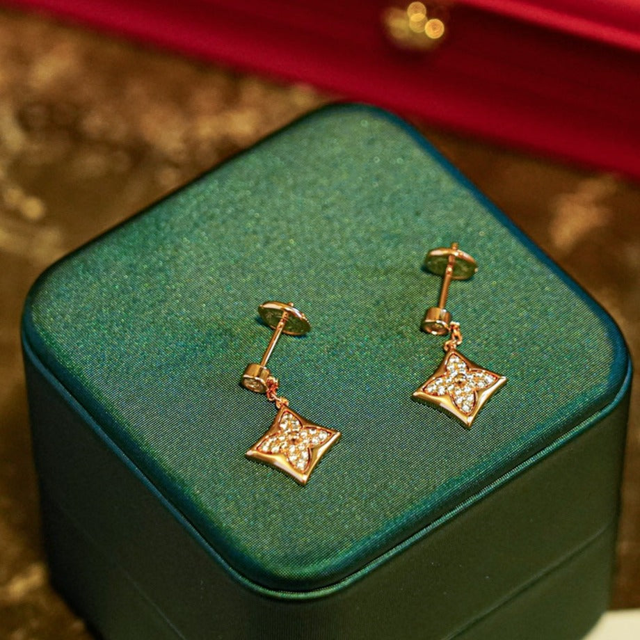 [Charm Aries Jewelry]STAR DIAMONDS EARRINGS GOLD