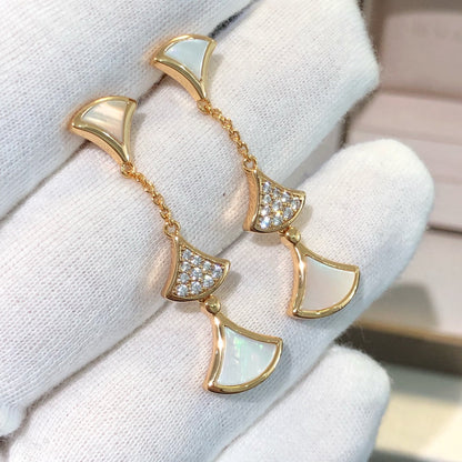 [Charm Aries Jewelry]DREAM EARRINGS 3 MOTIFS DIAMOND MOP PINK GOLD