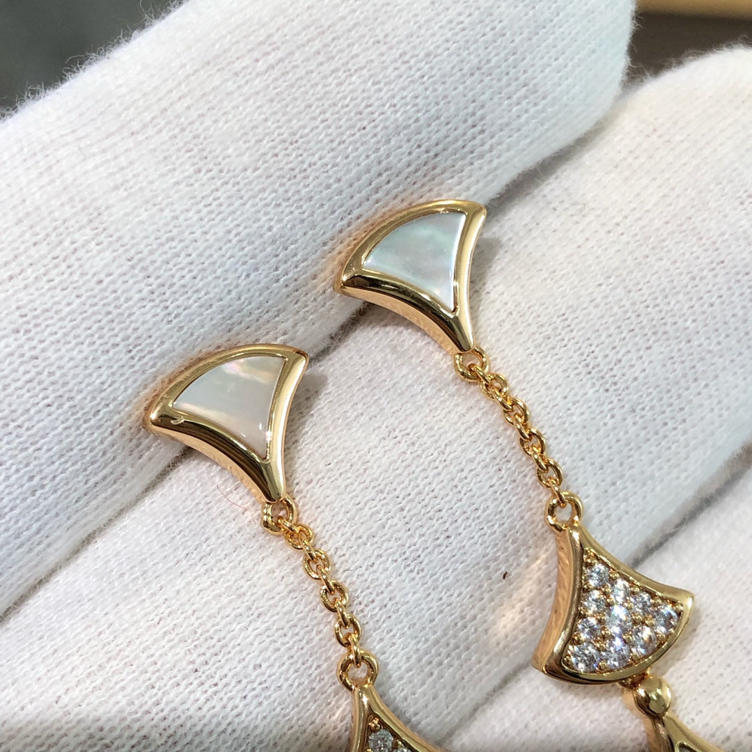 [Charm Aries Jewelry]DREAM EARRINGS 3 MOTIFS DIAMOND MOP PINK GOLD
