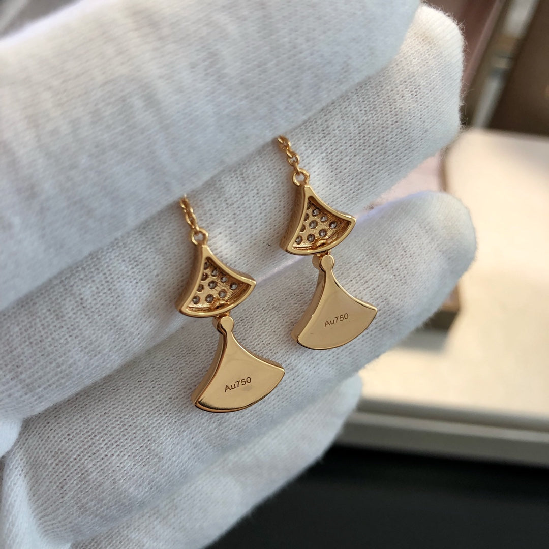 [Charm Aries Jewelry]DREAM EARRINGS 3 MOTIFS DIAMOND MOP PINK GOLD