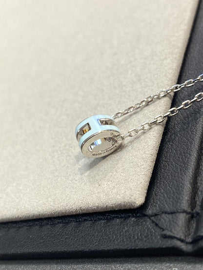 [Charm Aries Jewelry]POP H LIGHT BLUE NECKLACE