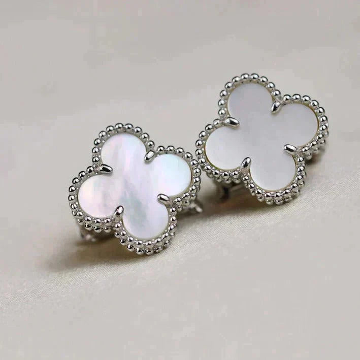 [Charm Aries Jewelry]CLOVER MEDIUM 1 MOTIFS  WHITE MOP EARRINGS SILVER