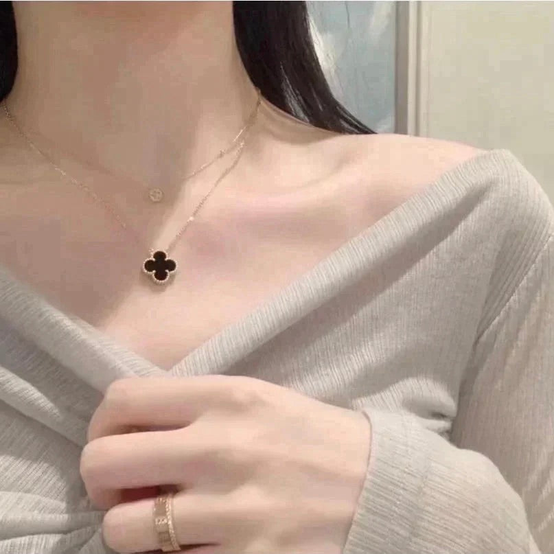 [Charm Aries Jewelry]CLOVER 15MM BLACK ONYX SINGLE FLOWER NECKLACE