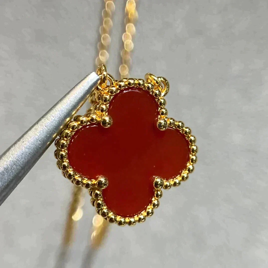 [Charm Aries Jewelry]CLOVER 15MM CARNELIAN SINGLE FLOWER NECKLACE