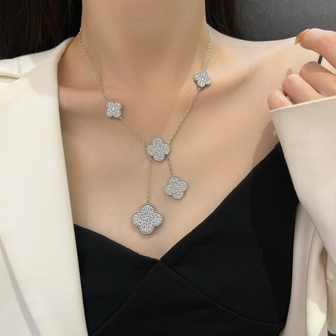 [Charm Aries Jewelry]CLOVER 5 MOTIFS SILVER DIAMONDS NECKLACE