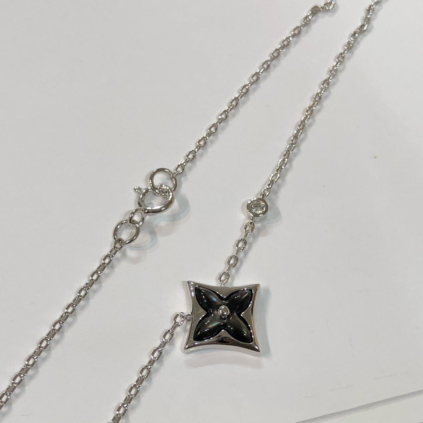 [Charm Aries Jewelry]STAR BLACK MOP NECKLACE