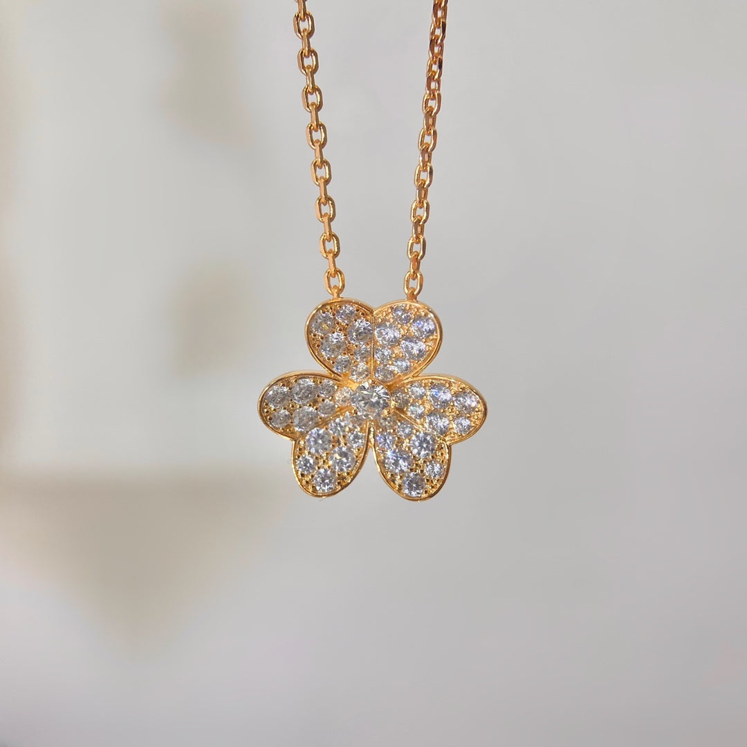 [Charm Aries Jewelry]FLOWER DIAMOND NECKLACE