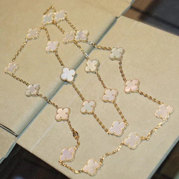 [Charm Aries Jewelry]CLOVER 20 MOTIFS WHITE MOP NECKLACE