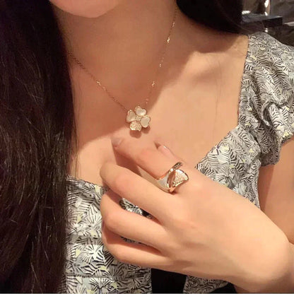 [Charm Aries Jewelry]CLOVER MOP DIAMOND ROSE GOLD NECKLACE