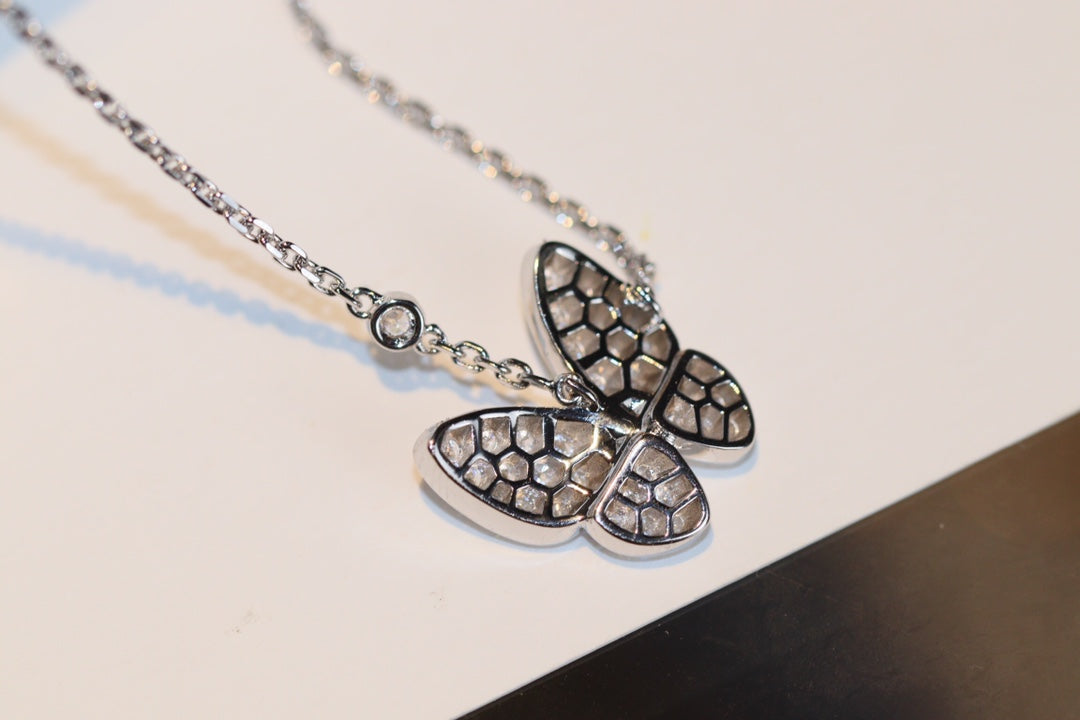 [Charm Aries Jewelry]BUTTERFLY DIAMOND NECKLACE