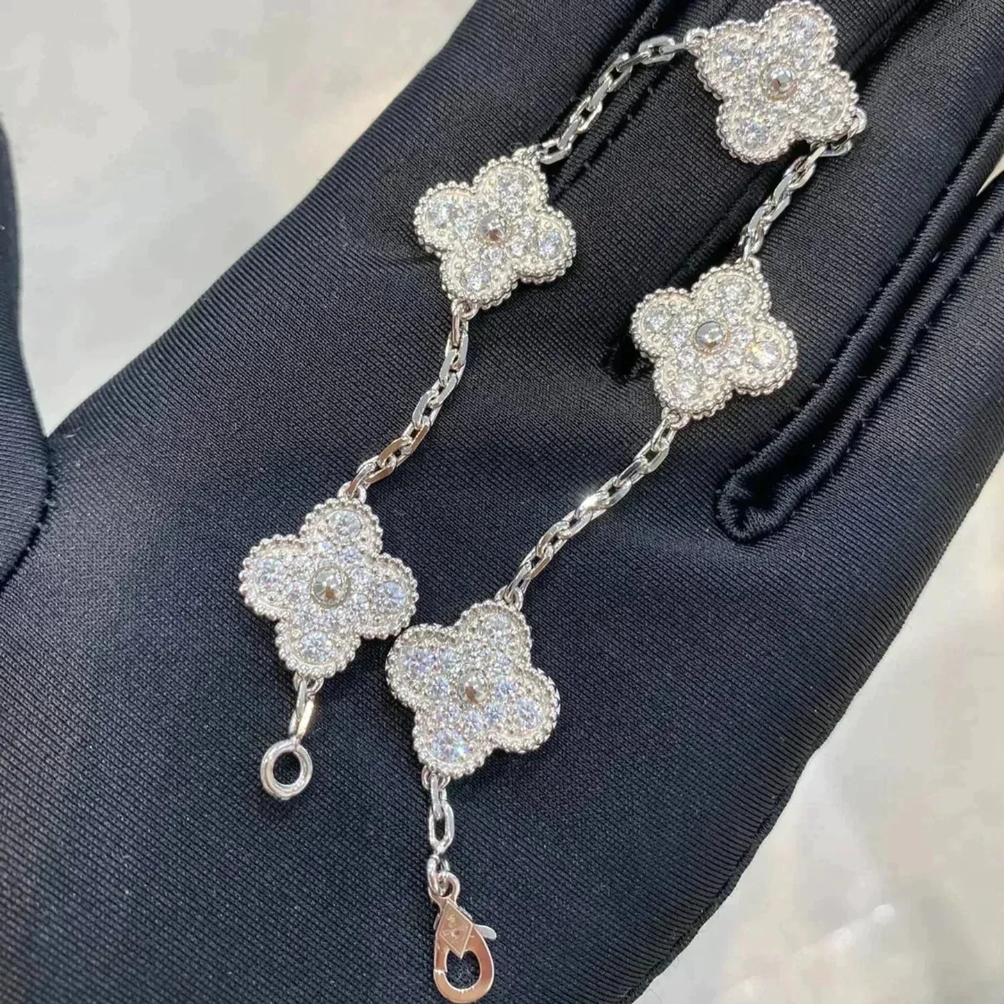 [Charm Aries Jewelry]CLOVER 5 MOTIFS  DIAMOND BRACELET SILVER