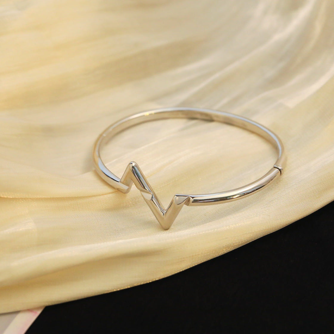 [Charm Aries Jewelry]VOLTE UPSITE DOWN BRACELET